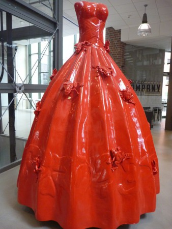 Innan vi kom till muséet såg vi denna fantastiska klänning.